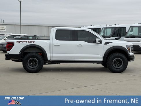 Used 2025 Ford F150 Raptor image 3
