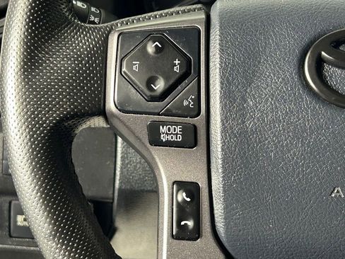 Used 2020 Toyota Tacoma TRD Sport w/ TRD Premium Sport Package AWD/4WD image 25
