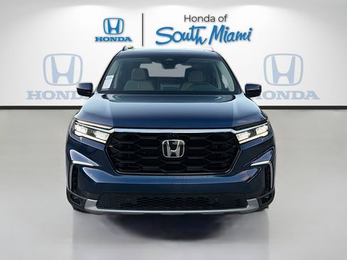 Certified 2023 Honda Pilot Elite image 2
