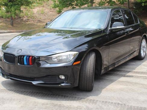 Used 2014 BMW 320i Sedan image 5