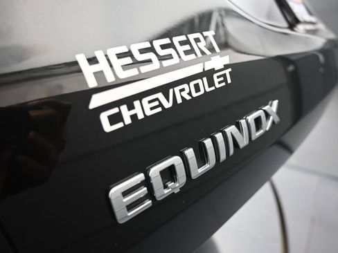 Used 2022 Chevrolet Equinox LT FWD image 33
