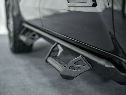 Used 2023 Toyota Tundra Platinum image 11