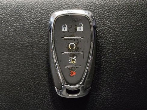 Used 2017 Chevrolet Cruze Premier image 32