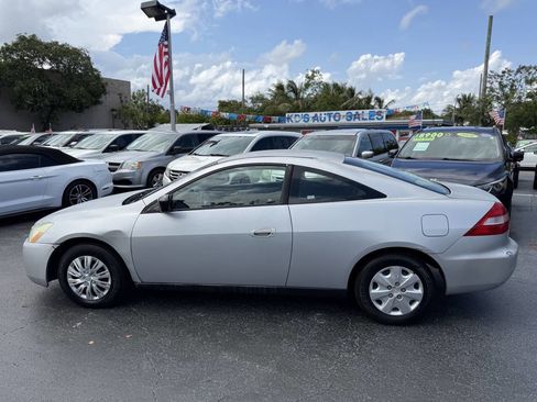 Used 2004 Honda Accord LX image 3