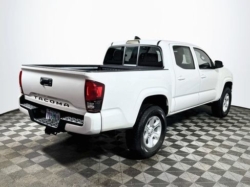 Used 2020 Toyota Tacoma SR AWD/4WD image 7