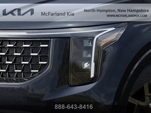 New 2026 Kia Carnival SX w/ SX Dark Edition Package image 11