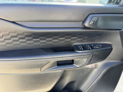 Used 2025 Ford Ranger XL image 14