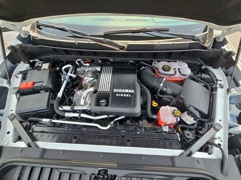 New 2026 Chevrolet Silverado 1500 LT AWD/4WD image 32