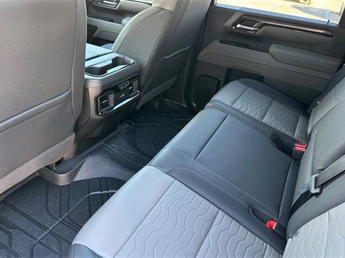 New 2026 Chevrolet Silverado 2500 ZR2 image 16