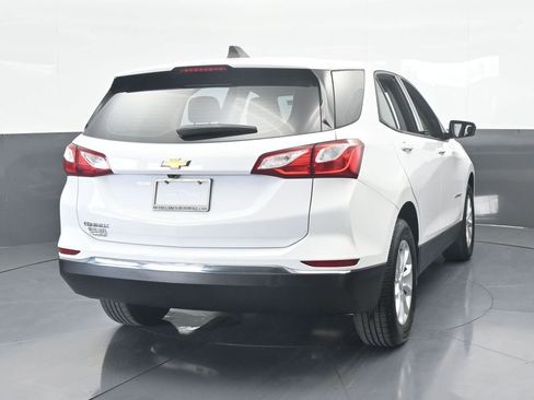 Used 2018 Chevrolet Equinox LS image 5
