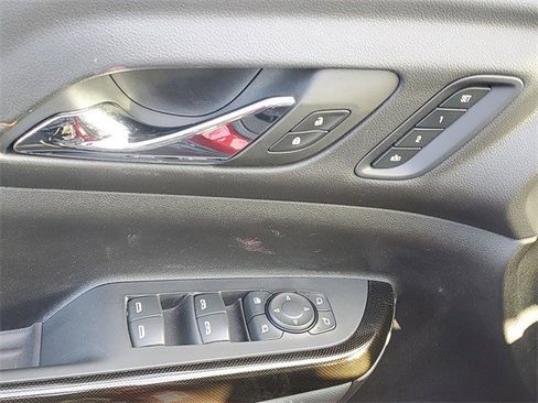 Used 2023 GMC Acadia AT4 w/ Technology Package image 15