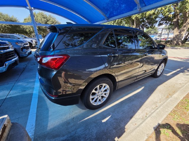 Used 2018 Chevrolet Equinox LS FWD image 4
