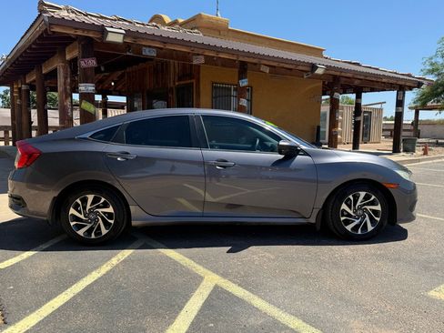 Used 2016 Honda Civic EX image 8