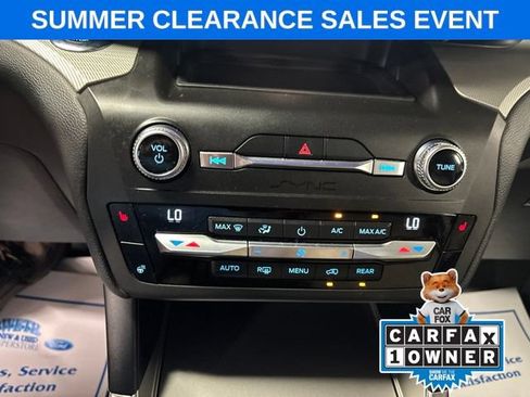 Used 2020 Ford Explorer XLT w/ Equipment Group 202A AWD/4WD image 13