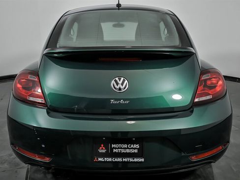 Used 2018 Volkswagen Beetle 2.0T S image 9