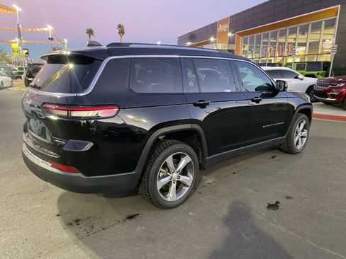 Used 2021 Jeep Grand Cherokee L Limited image 5