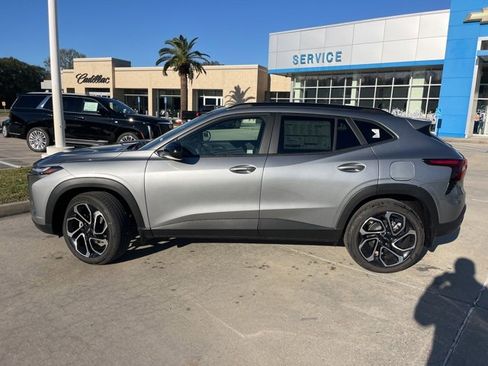 New 2026 Chevrolet Trax RS image 3