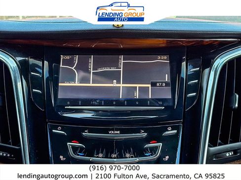 Used 2015 Cadillac Escalade Luxury AWD/4WD image 13