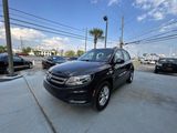 Used 2016 Volkswagen Tiguan S image 2