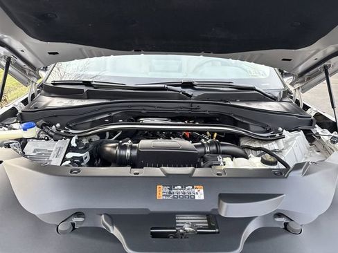 Used 2023 Lincoln Aviator AWD image 30