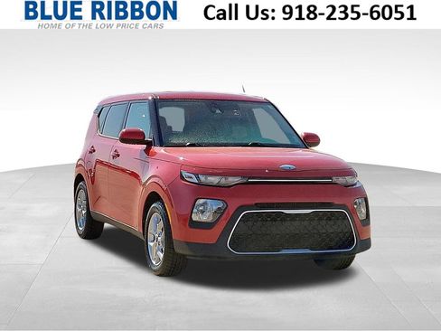 Used 2020 Kia Soul S image 1