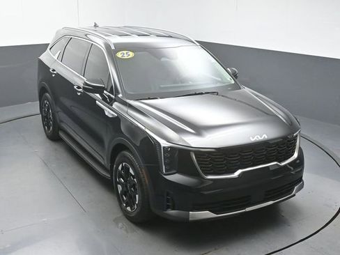 Used 2025 Kia Sorento S FWD image 43