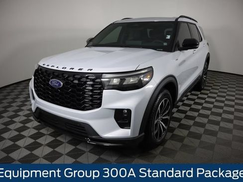 New 2026 Ford Explorer ST-Line AWD/4WD image 8