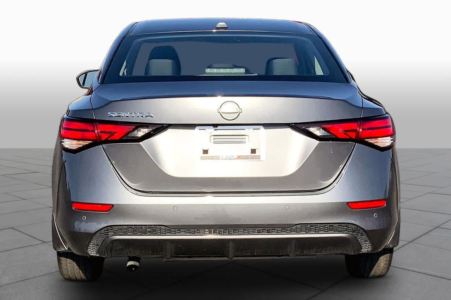 Used 2025 Nissan Sentra SV FWD image 5