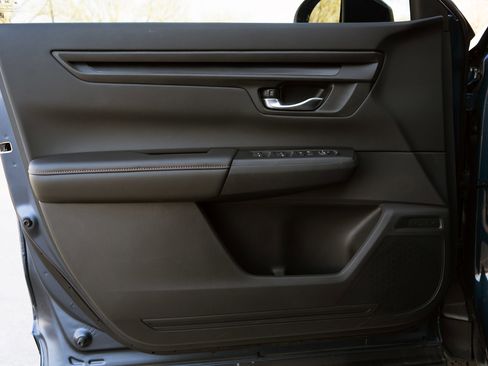 Certified 2026 Honda CR-V TrailSport image 38