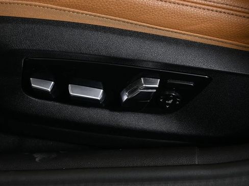 Certified 2023 BMW M550i xDrive w/ Executive Package image 28