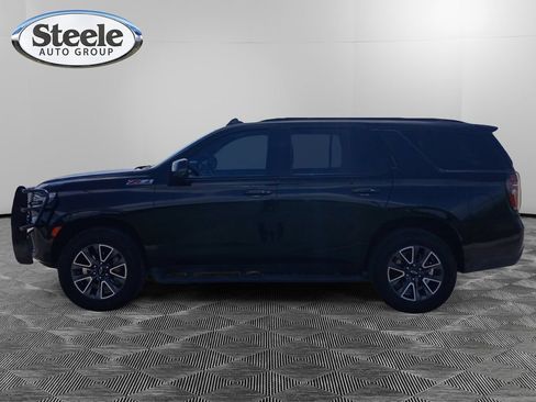 Used 2024 Chevrolet Tahoe Z71 w/ Luxury Package AWD/4WD image 3
