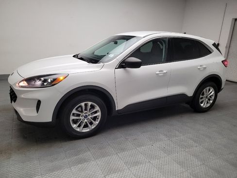 Used 2022 Ford Escape SE AWD/4WD image 2