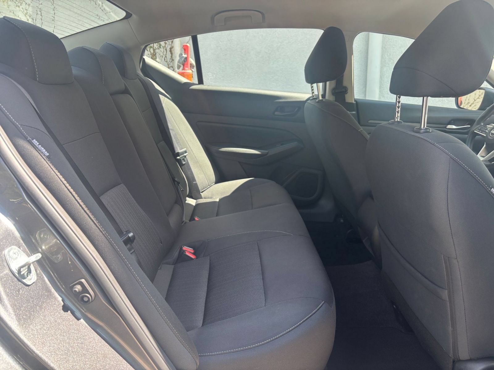 Used 2025 Nissan Altima 2.5 SV FWD image 36