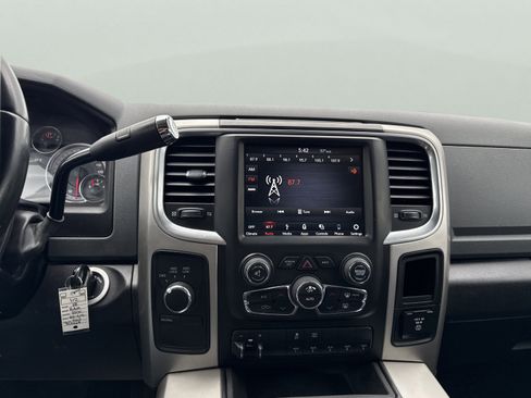 Used 2018 RAM 3500 SLT w/ Luxury Group AWD/4WD image 20