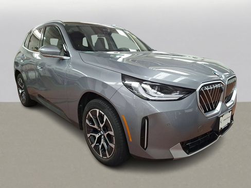 Used 2026 BMW X3 xDrive30 w/ Premium Package AWD/4WD image 3