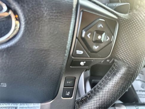 Used 2023 Toyota Tacoma TRD Sport image 18