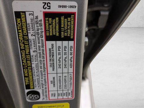 Used 2021 Toyota Camry SE image 14