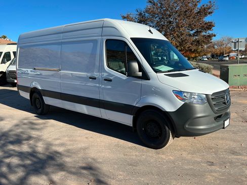 New 2026 Mercedes-Benz Sprinter 2500 image 7