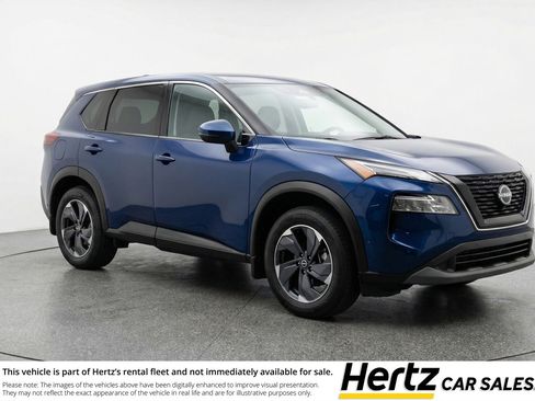 Used 2025 Nissan Rogue SV image 1