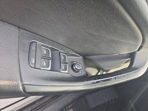 Used 2017 Audi Q3 2.0T Premium FWD image 10