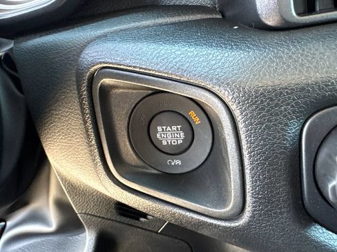 New 2026 Jeep Gladiator Sport AWD/4WD image 28