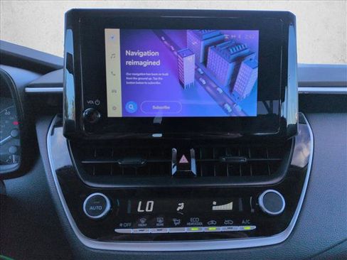 Used 2023 Toyota Corolla LE image 14