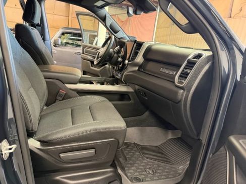 Used 2025 RAM 1500 Big Horn AWD/4WD image 29