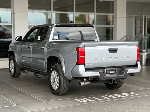 New 2025 Toyota Tacoma SR5 image 9
