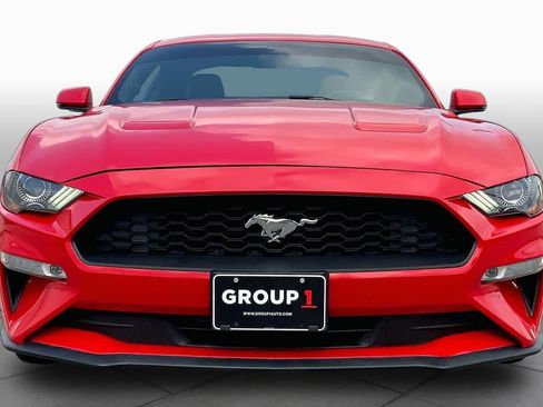 Used 2018 Ford Mustang Premium RWD image 4