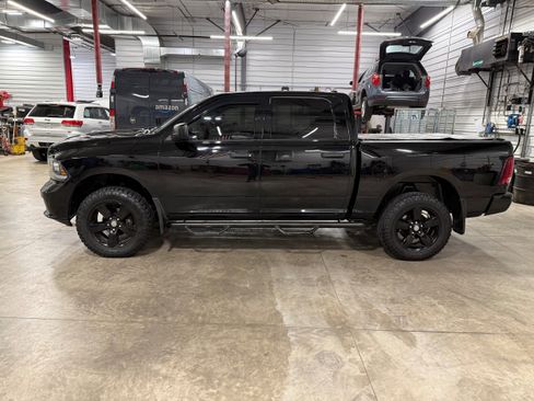 Used 2014 RAM 1500 Express w/ Black Ram 1500 Express Group image 29