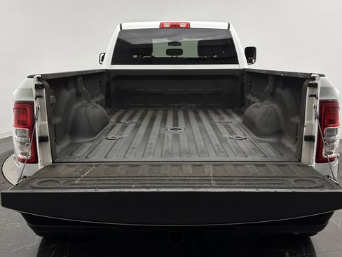 Used 2021 RAM 3500 Tradesman AWD/4WD image 29