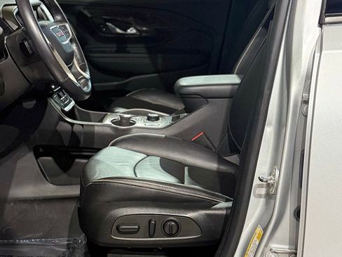 Used 2019 GMC Terrain Denali w/ Advanced Safety Package AWD/4WD image 40