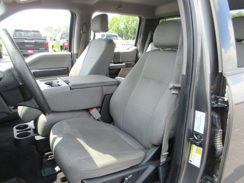 Used 2015 Ford F150 XLT w/ Equipment Group 302A Luxury RWD image 16