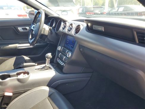 Used 2022 Ford Mustang Premium image 28